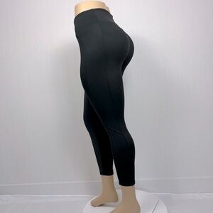 New collection, 85% Polyester 15 %
Spandex!